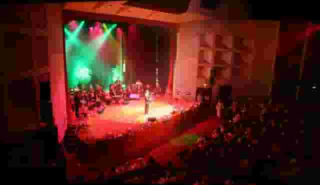 Performing arts theater