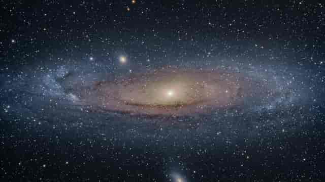 Planetarium event featuring Andromeda Galaxy for immersive cosmic experiences.