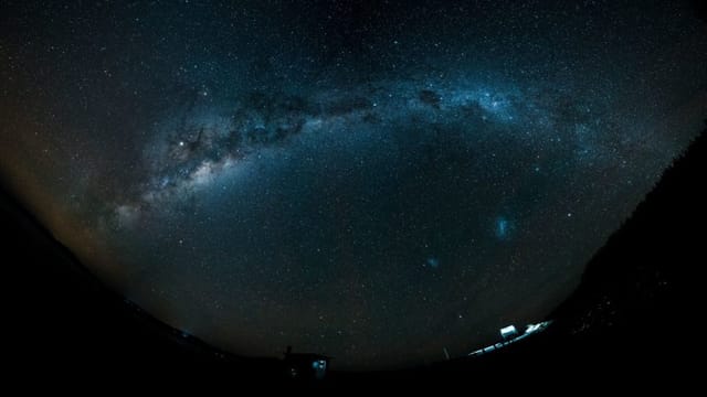 Stunning night sky in Blue Star Room, perfect for stargazing events and retreats.