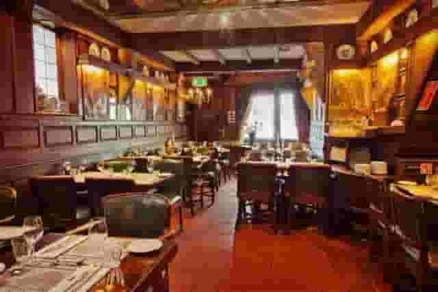 The Binnenhof Room