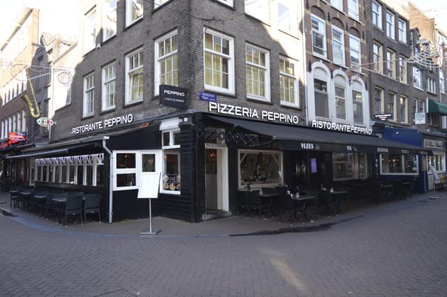 Peppino Lounge
