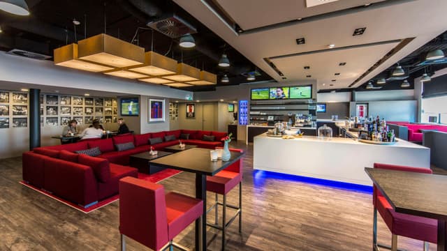 Sky Club