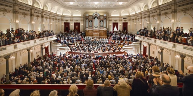 Famous acoustics: The secret of the ...