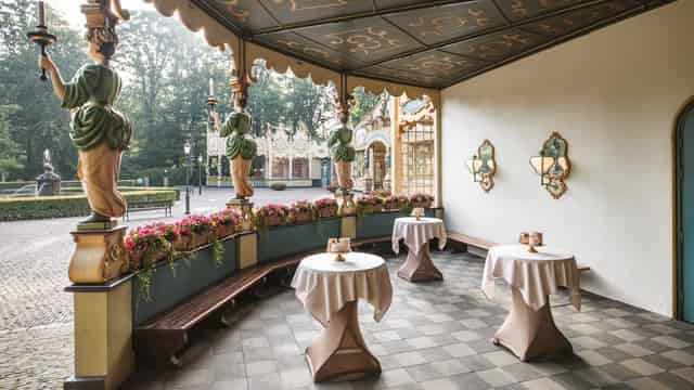 Carousel Theatre