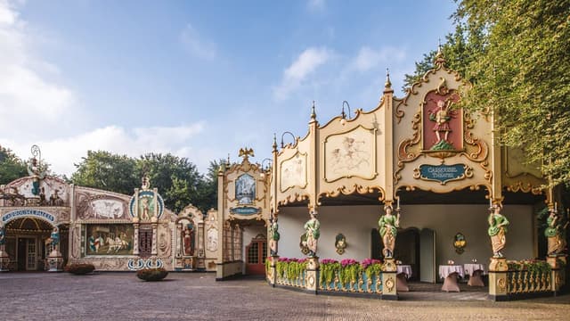 Carousel Theatre