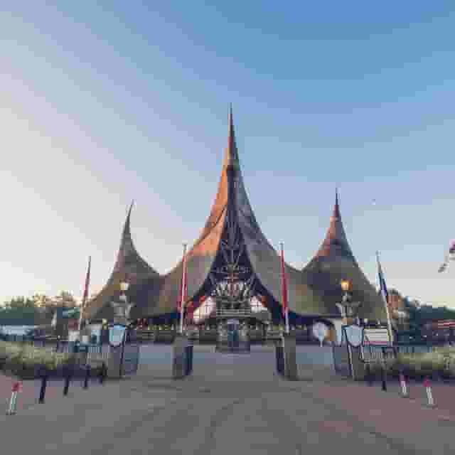 Carousel Theatre