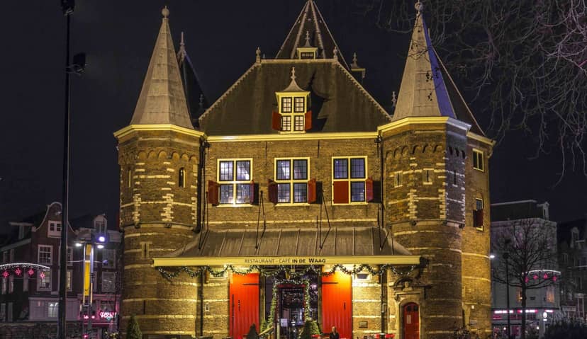Charming historic restaurant in Waag, perfect for intimate events and receptions.