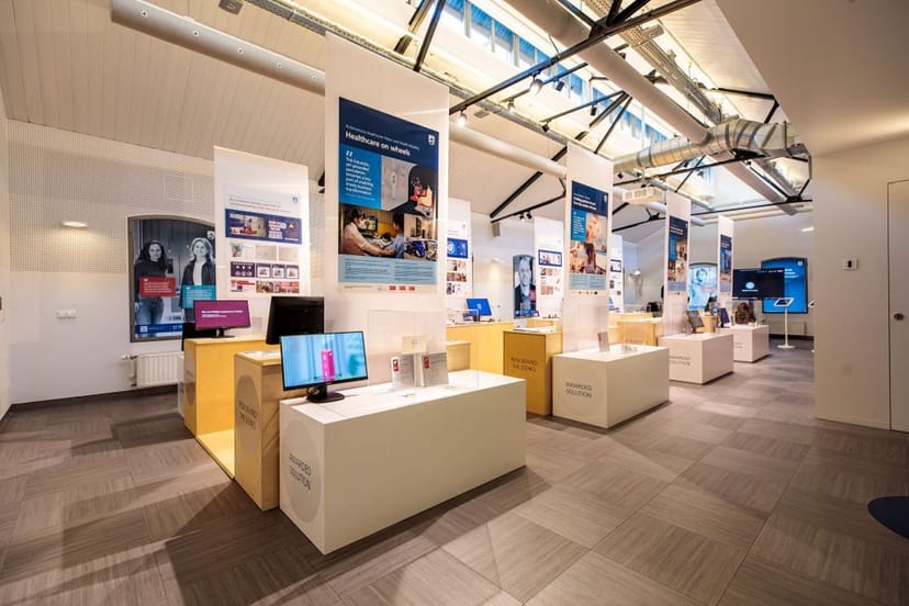 Modern exhibition space at Philips Museum, ideal for events and networking.