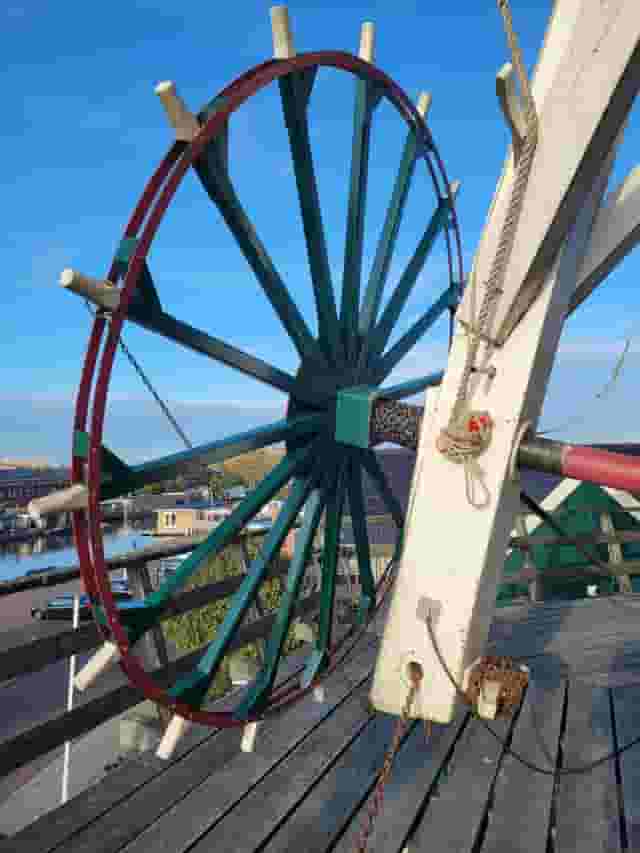 Souvenir store