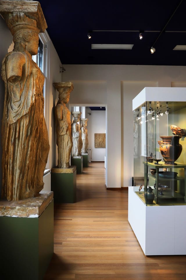 Elegant gallery at Allard Pierson Museum, ideal for art receptions and corporate events.
