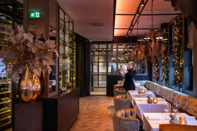 Bar TwentySeven
