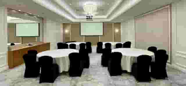 Meeting Rooms