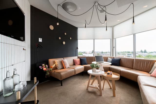 Meeting Rooms