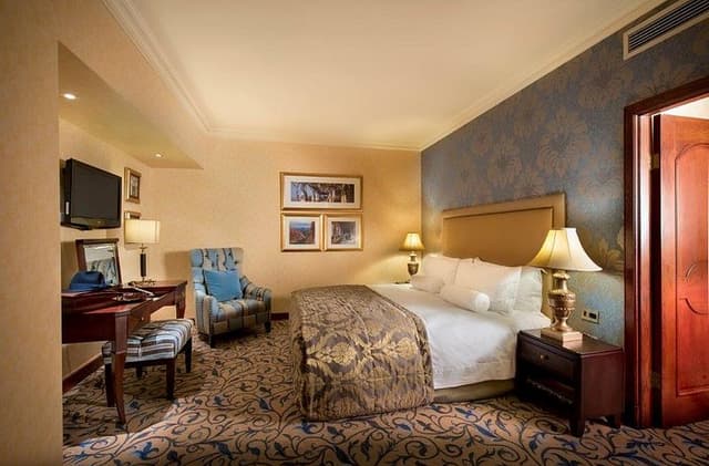 Executive Room