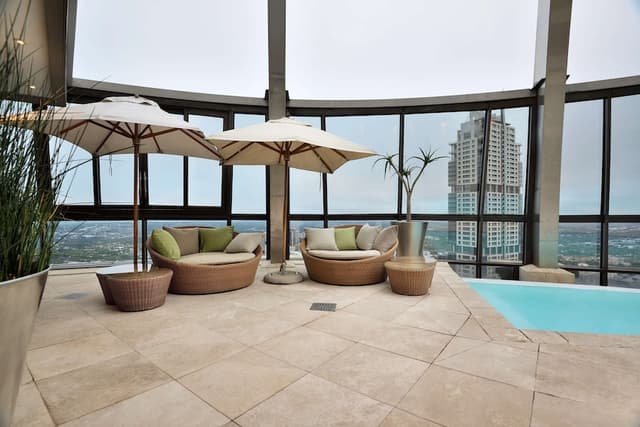 Michelangelo Rooftop Terrace