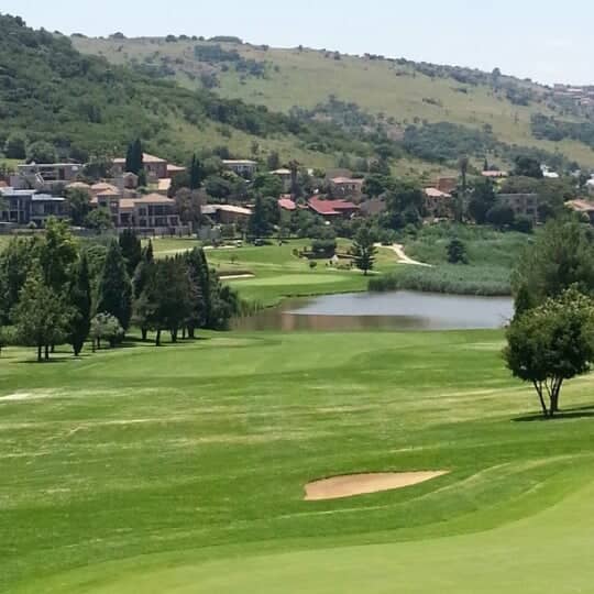 Aloe at Glenvista Country Club: serene golf course for outdoor corporate retreats.