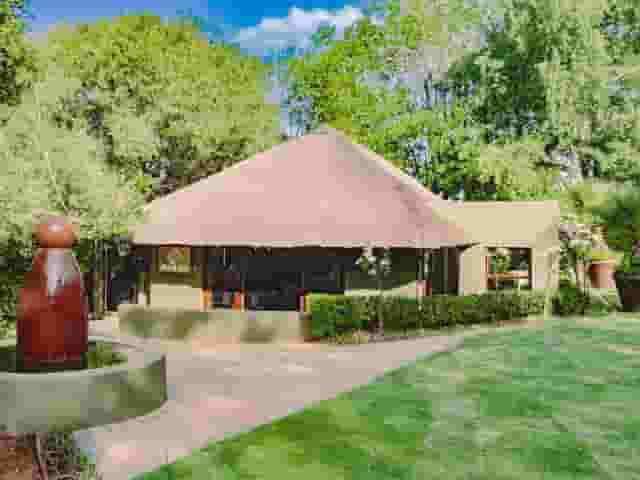 The Lawn Terrace Breakaway Space