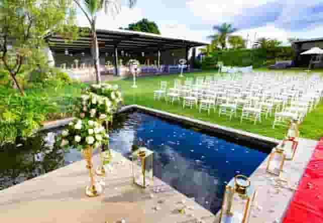 The Lawn Terrace Breakaway Space