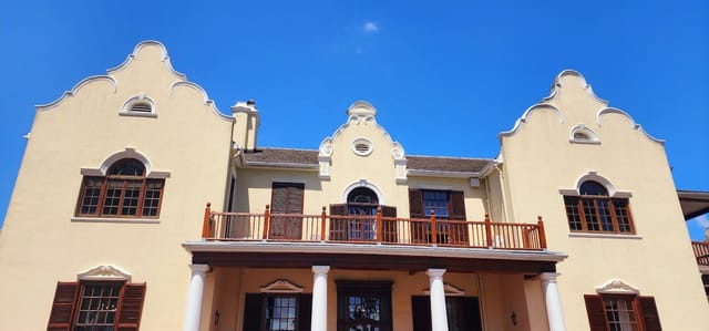 Charming Sports Pavilion, Kelvin Grove Club, perfect for weddings or corporate retreats.