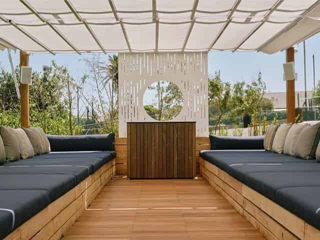 Lounge Area