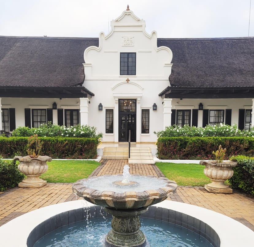 Team building venue at Kievits Kroon with elegant architecture and serene gardens.