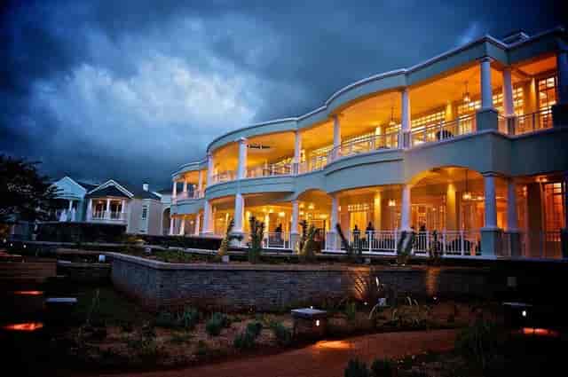Hemingways Nairobi | Affordable Deals ...