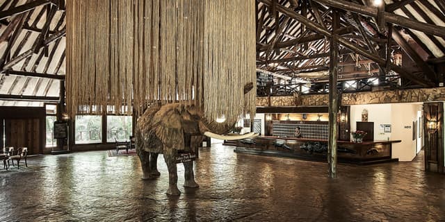 Safari Park Hotel & Casino