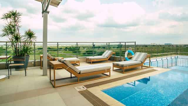 Rooftop infinity pool