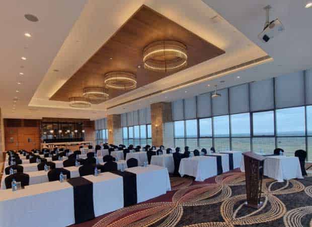 Banquet hall