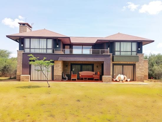 Modern villa at Ol Pejeta Conservancy, perfect for retreats and corporate events.