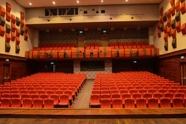 Performing arts theater