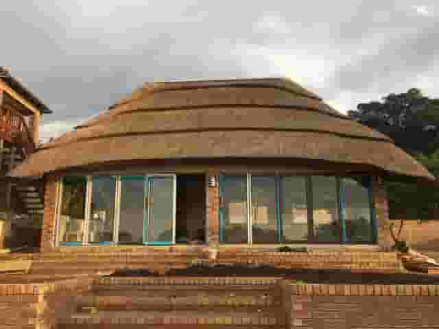 Thatched Lapa