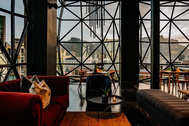 Level 6 Restaurant