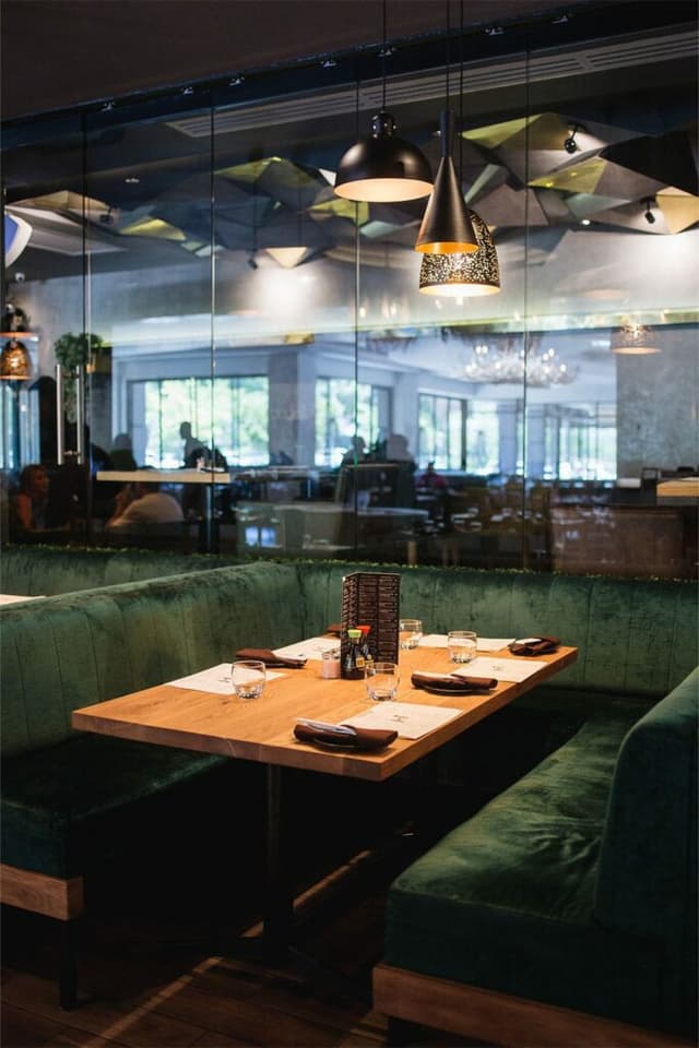 restaurant