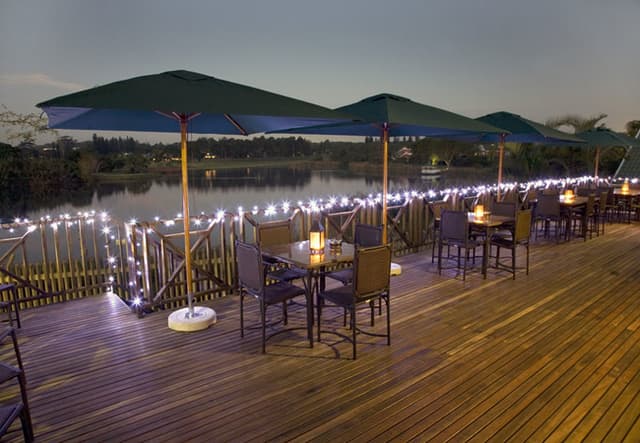 Kingfisher Room