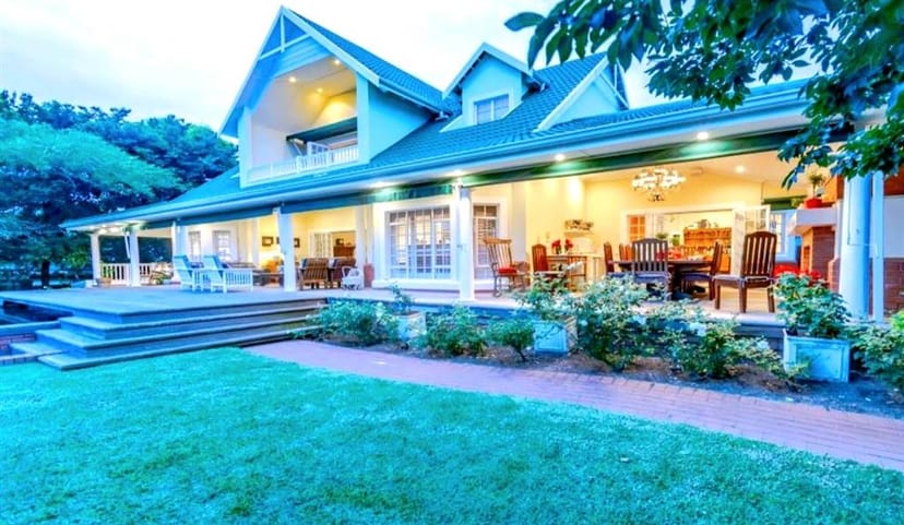 Outlook Restaurant venue with lush greenery, perfect for meetings and events.