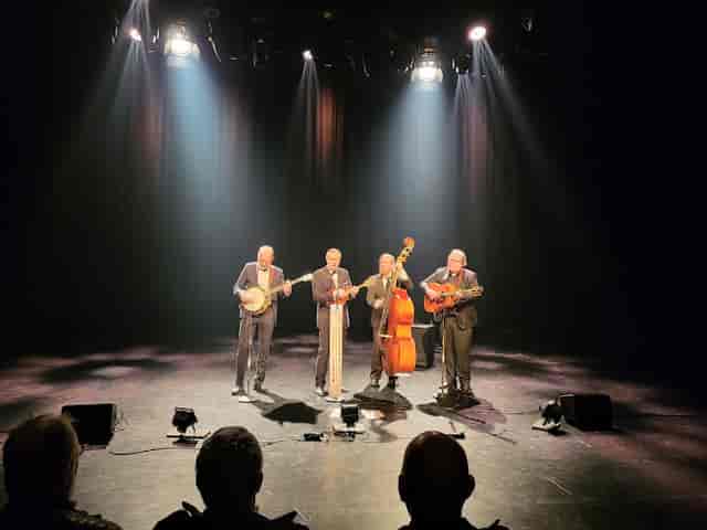 Quartet performance in Malmitalo’s Art Classroom 3 for classy corporate events.