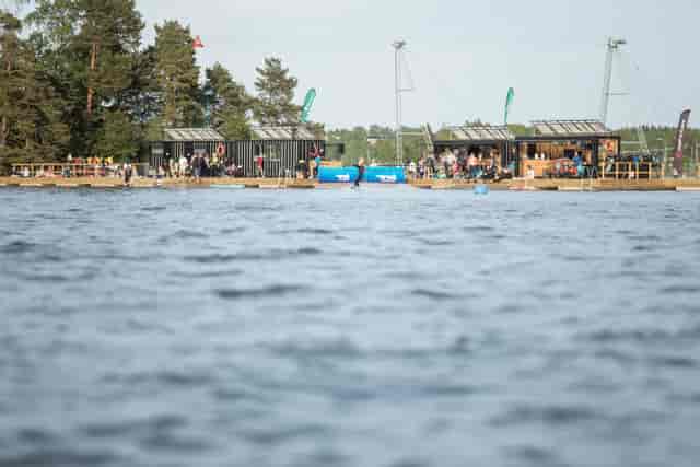 Waterfront venue at Laguuni Hietsu for outdoor events, ideal for workshops and receptions.