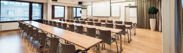 Meeting room at Hotel Haaga Central Park, ideal for presentations and workshops.