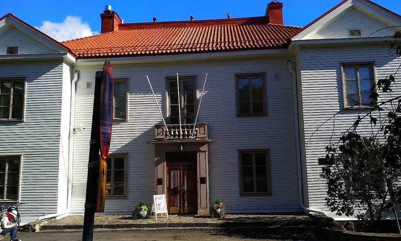 Elegant Mannerheim Museum venue with classic architecture for meetings and events.