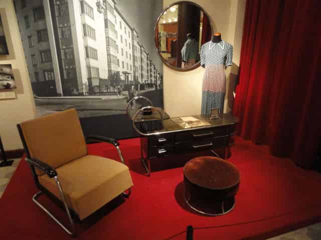 Kasari 80s room