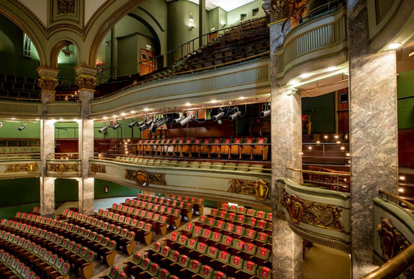 Fernando de Rojas Theatre auditorium with tiered seating, ideal for conferences and gala events.