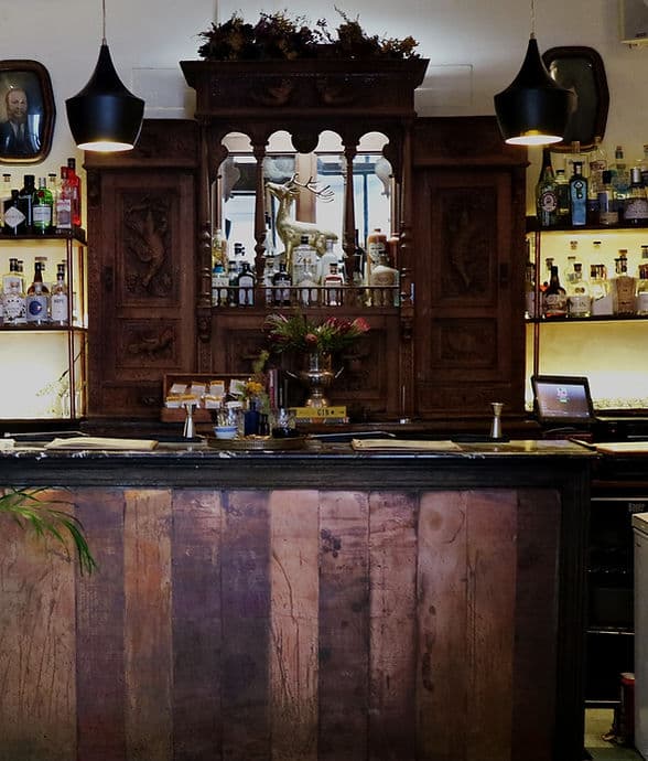 The Bubbly Bar