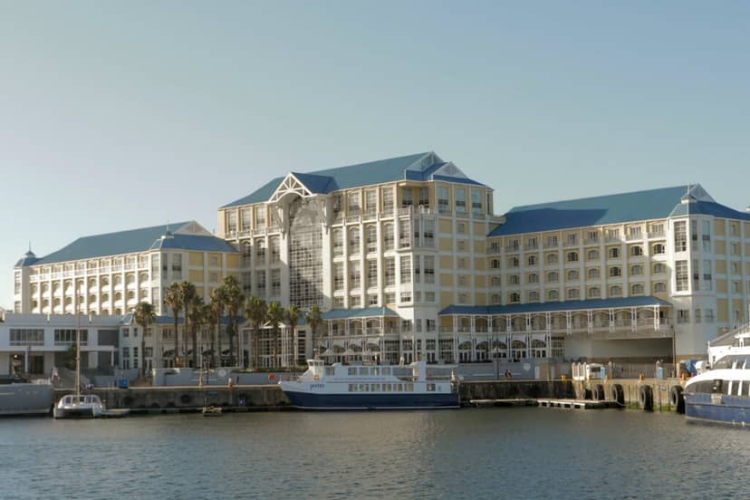 Elegant waterfront venue at The Pavilion for conferences and weddings.
