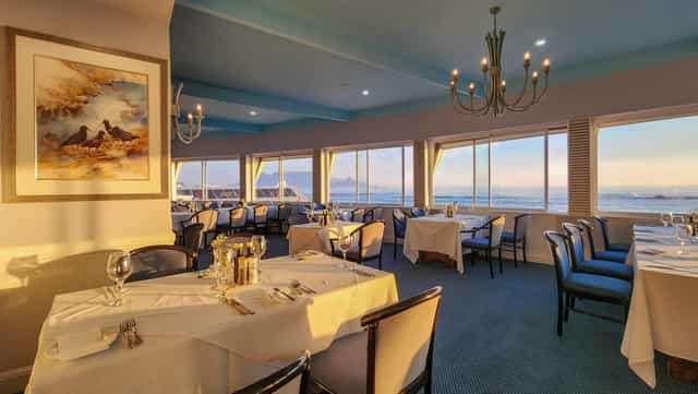 Dining - The Blue Peter Hotel