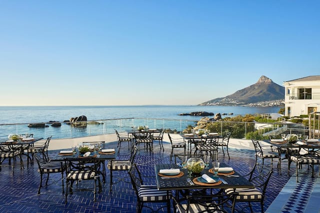 Llandudno outdoor venue with elegant dining, ideal for weddings and corporate retreats.