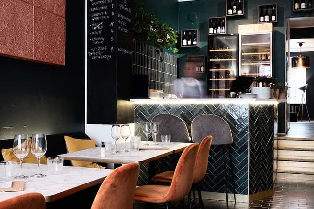 Grape Tasting Room