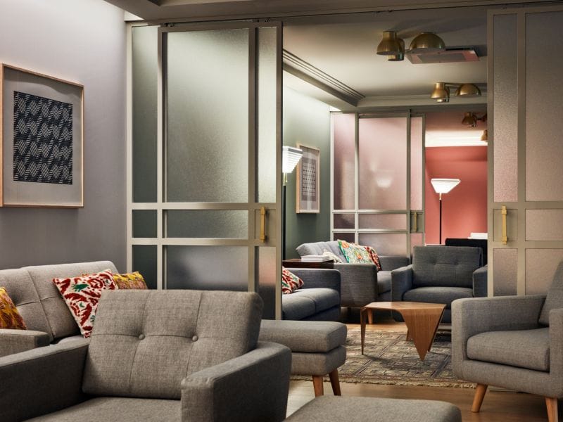 Stylish lounge in Wine Room Kalervo, perfect for casual meetings and networking events.