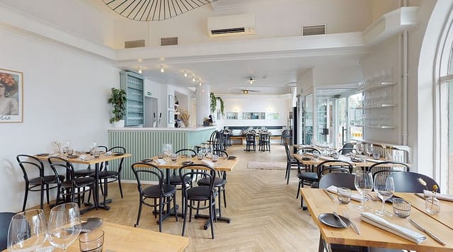Modern dining space in Hoshito Oy, perfect for intimate gatherings and corporate events.