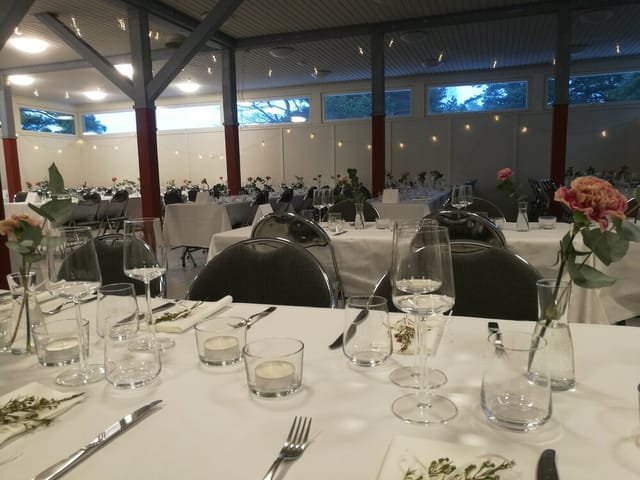 Elegant dining setup at Ateljé Hall, perfect for formal events and celebrations.